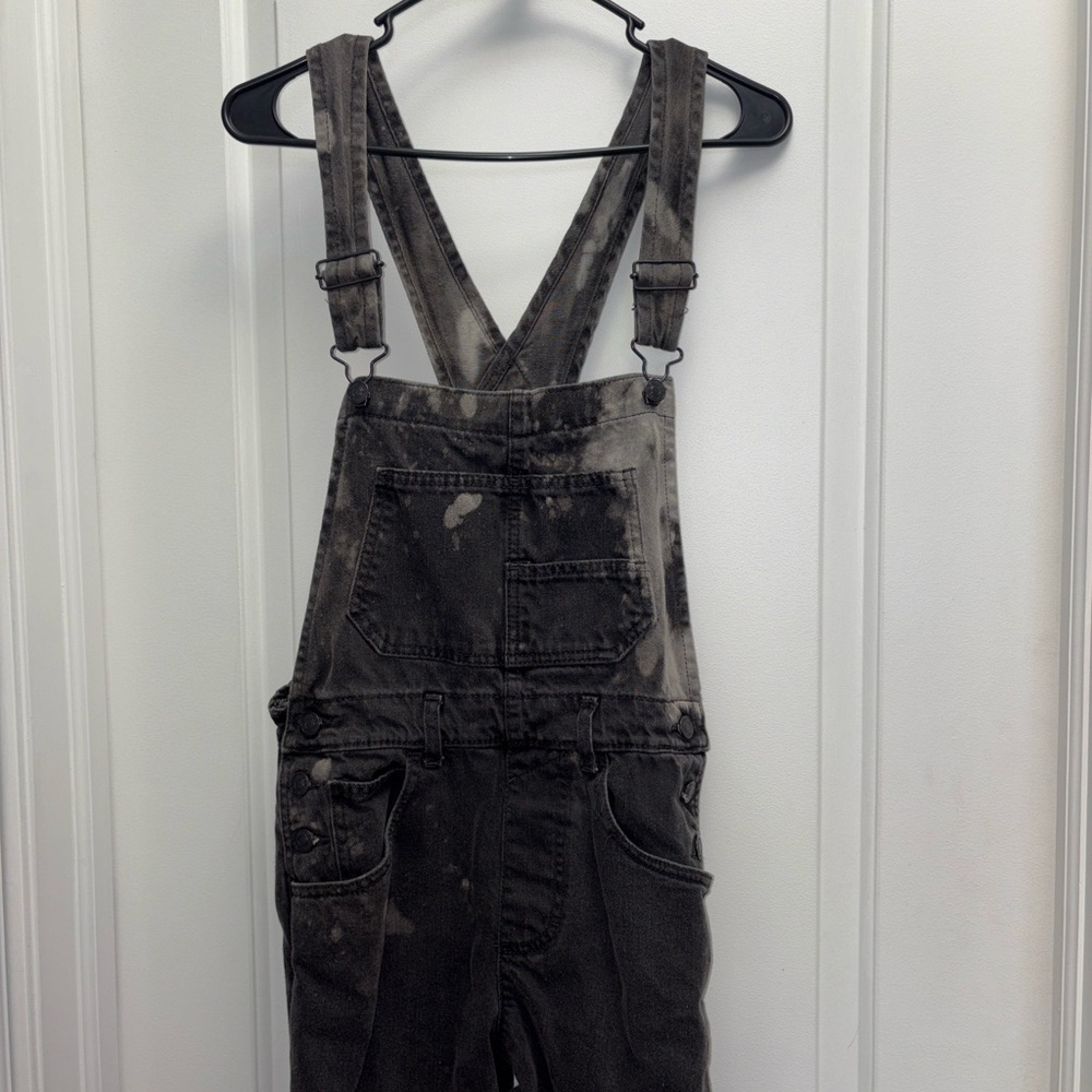 Free People Ziggy overalls in charcoal black wash Size XS We the Free denim - Picture 7 of 16